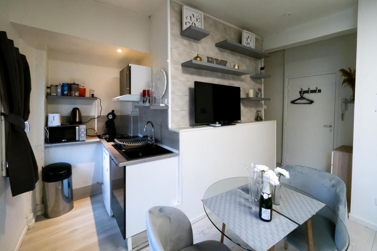 Le Papillon De La Cathedrale - Calme - Jardin - Wifi Apartment ทรัวส์ ภายนอก รูปภาพ